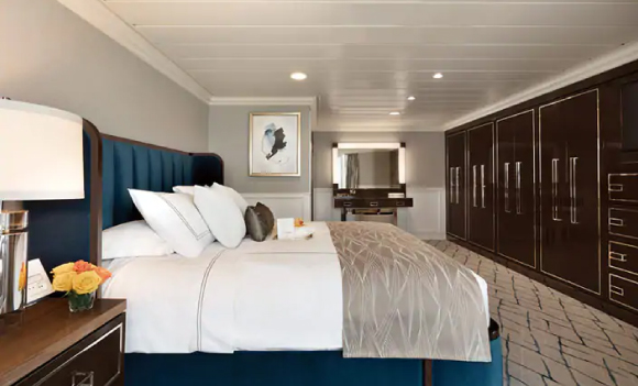 Suite Owners - Insignia