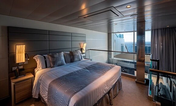 MSC Yacht Club Suite Duplex (Bain à remous) - MSC World Europa