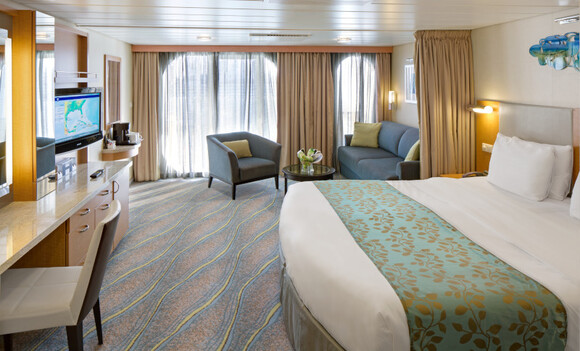Junior Suite - Allure of the Seas