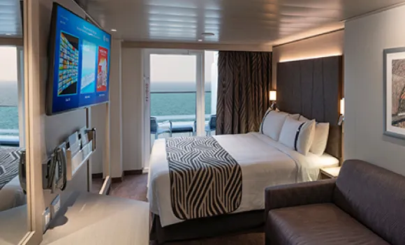 Suite Junior Aurea - MSC World Asia
