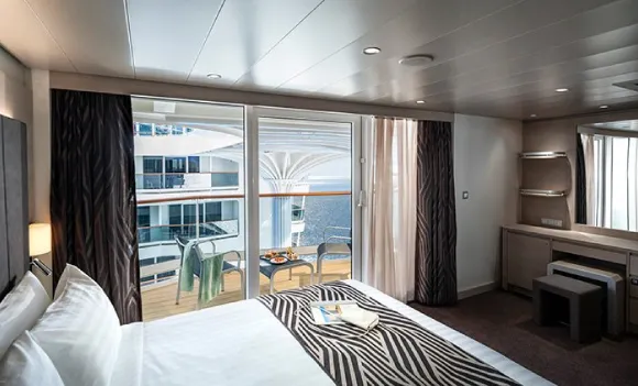 Suite Junior Aurea (Vue Promenade et Vue Mer) - MSC World Asia