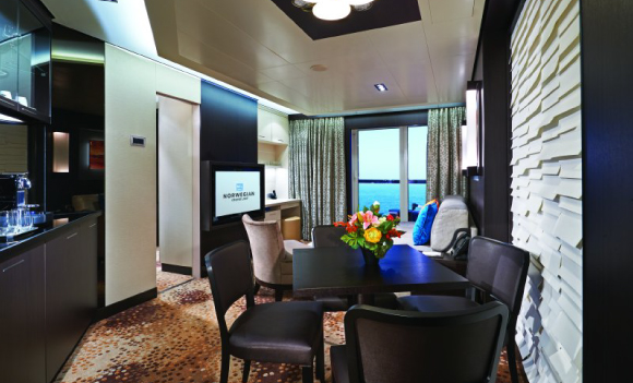 The Haven Suite Spa - Norwegian Escape