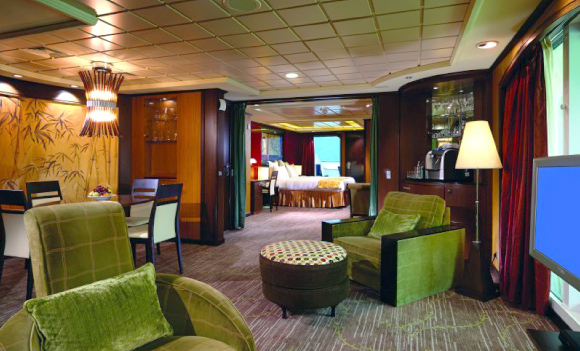 The Haven Penthouse Courtyard - Norwegian Jewel