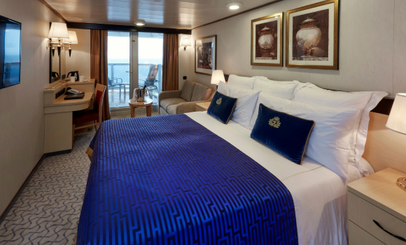 Balcon Club - Queen Elizabeth