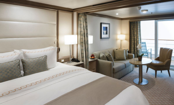 Classic Veranda Suite - Silver Moon