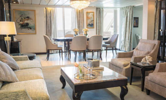 Master Suite - Seven Seas Mariner