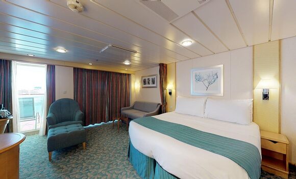Junior Suite - Independence of the Seas
