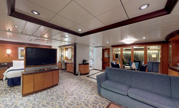 Owner's Suite - Independence of the Seas