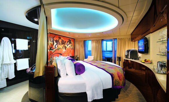 The Haven Penthouse Courtyard - Norwegian Epic