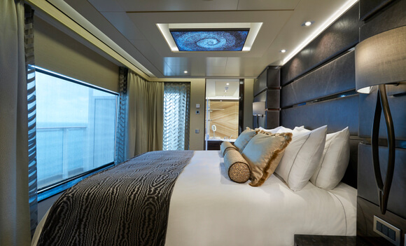 The Haven Deluxe Owner's Suite - Norwegian Joy