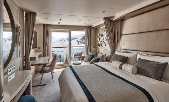 Premium Veranda Suite - Silver Endeavour